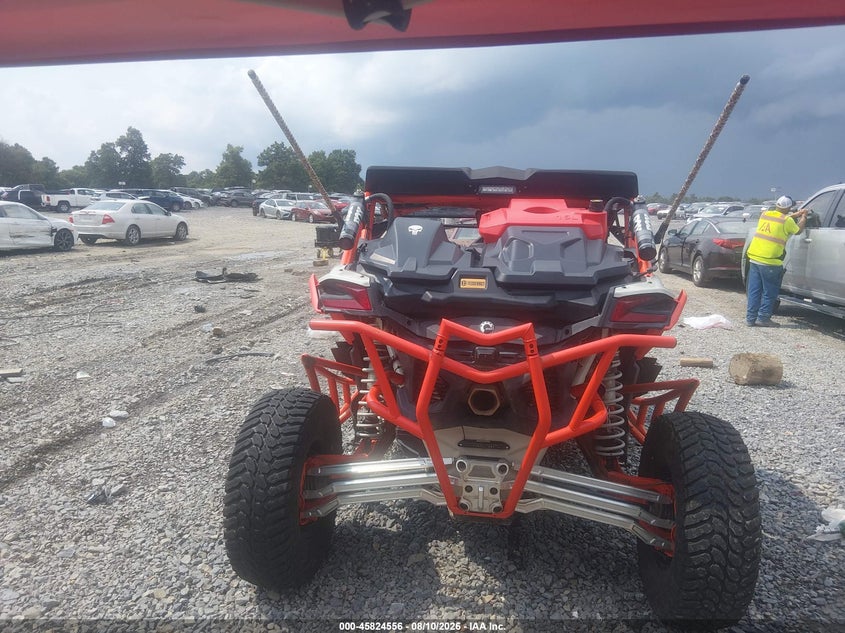 2021 CAN-AM MAVERICK X3 auction photo 6