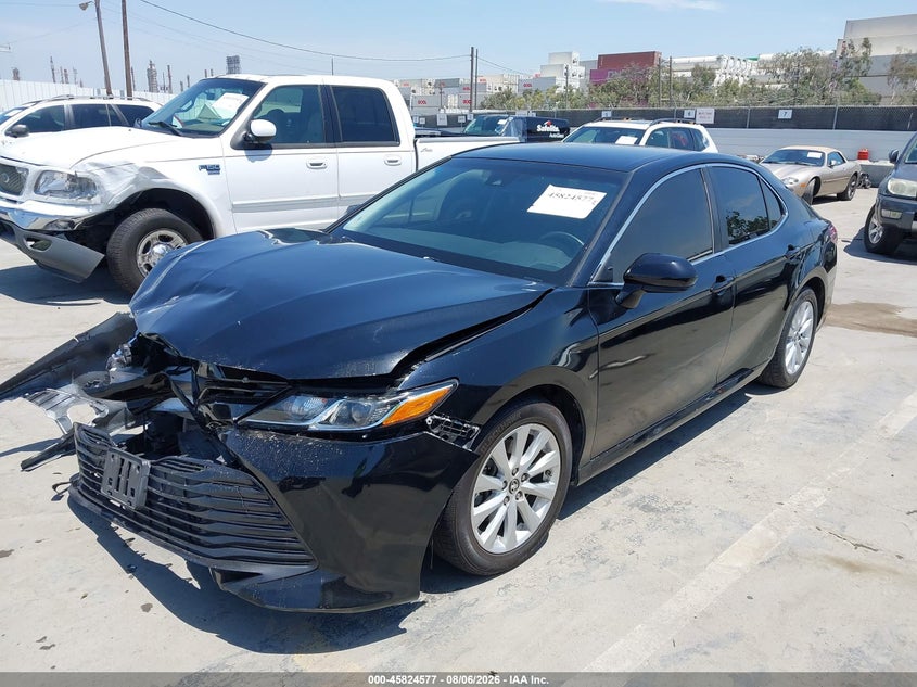 Vin: jtnb11hk2j3058351, lot: 46323459, toyota camry le 20182