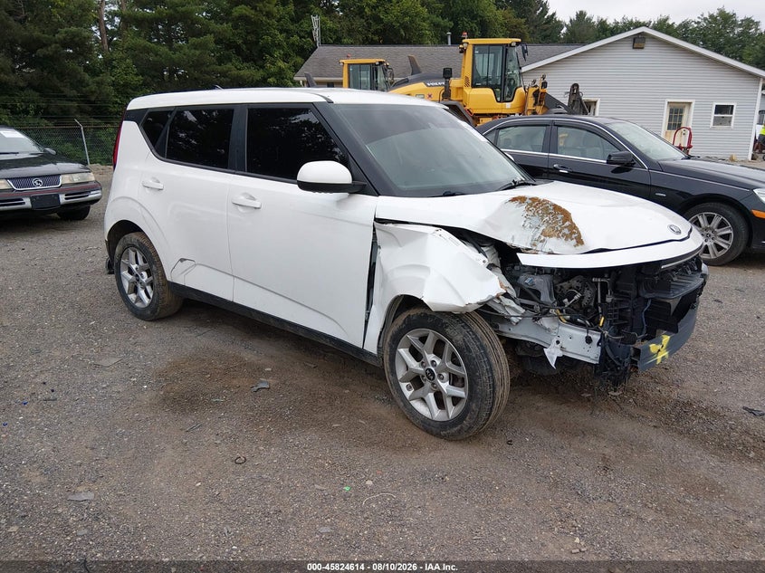 2021 KIA SOUL auction photo 1