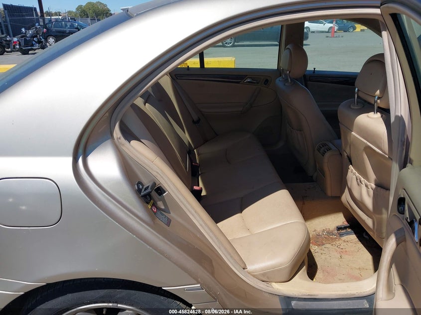2003 MERCEDES-BENZ C 240 auction photo 8