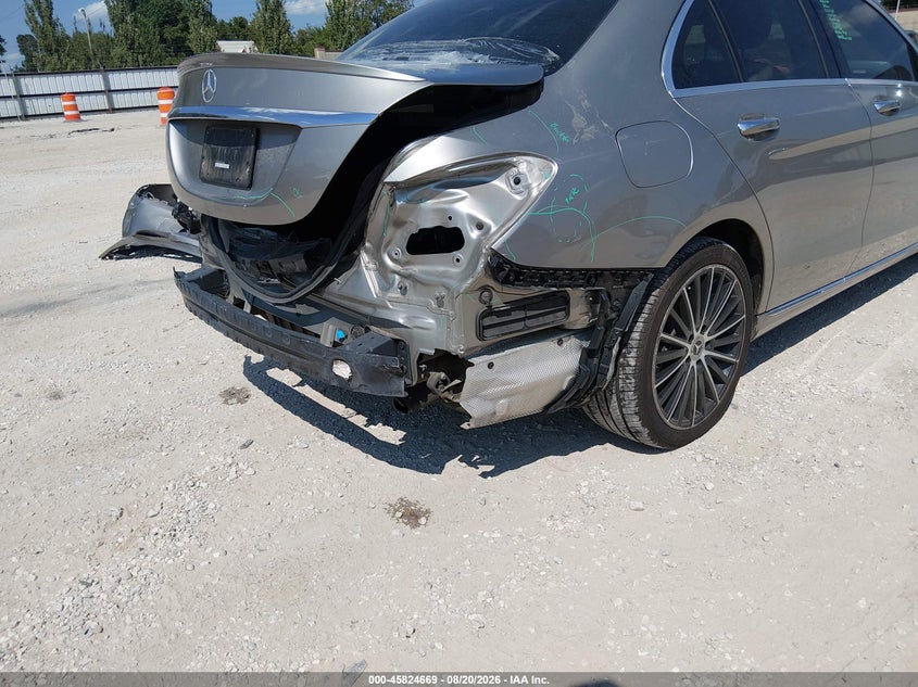 MERCEDES-BENZ C 300 - zdjęcie 17