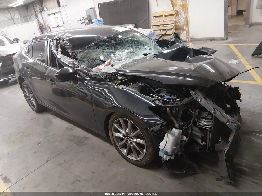 Vin: 3mzbn1v33jm220005, lot: 46323562, mazda mazda3 touring 2018 img_1