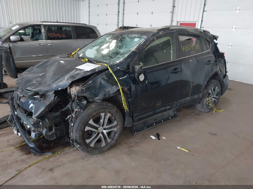 Vin: jtmbfrevxjj225070, lot: 46323620, toyota rav4 le 20182