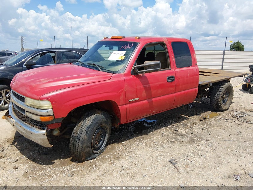 2002 CHEVROLET SILVERADO 2500HD auction photo 2