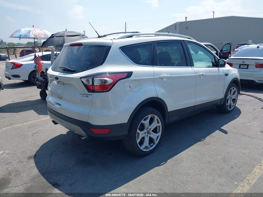 Vin: 1fmcu9j91huc01411, lot: 46323651, ford escape titanium 20174