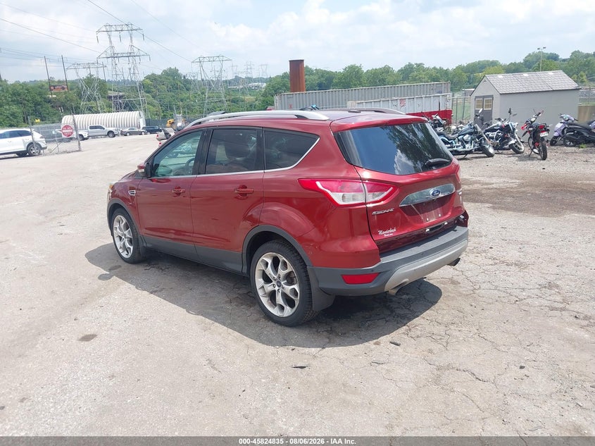 Vin: 1fmcu9jx7fub15273, lot: 46323716, ford escape titanium 20153