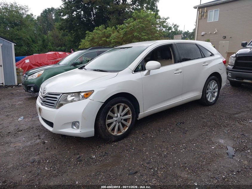 2010 TOYOTA VENZA auction photo 2
