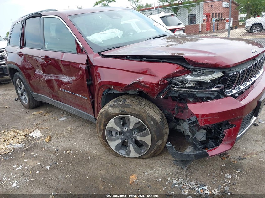 2025 JEEP GRAND CHEROKEE 4XE auction photo 1