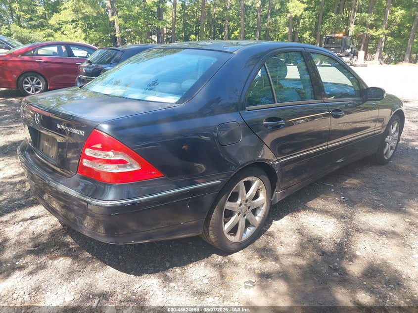 2004 MERCEDES-BENZ C 230 auction photo 4