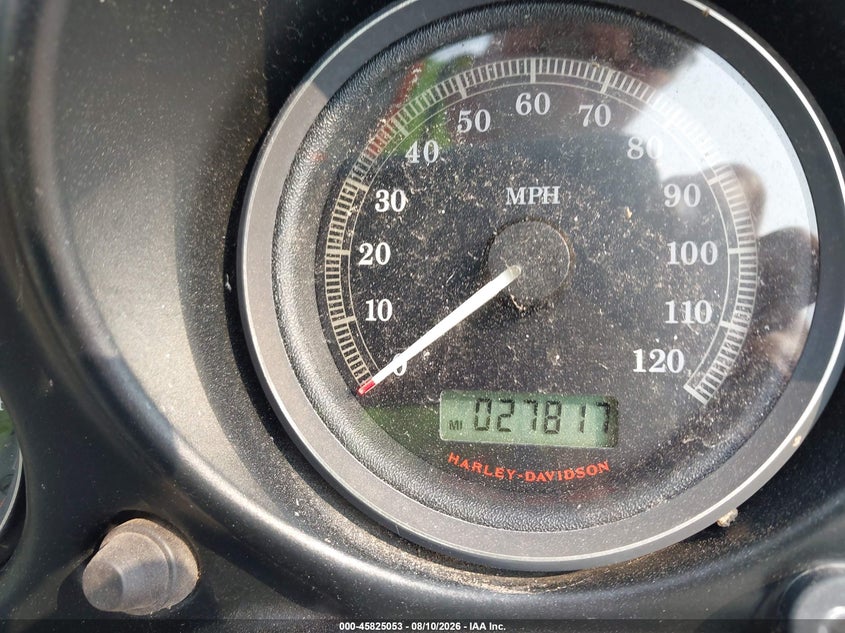 HARLEY-DAVIDSON FLHTCU 2010