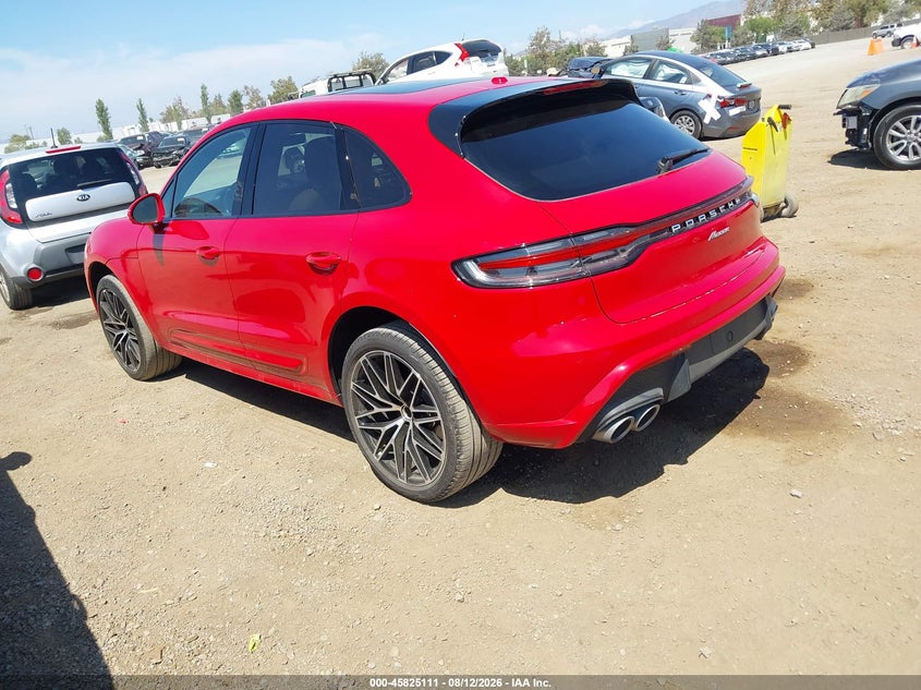 2025 PORSCHE MACAN auction photo 3