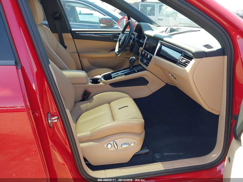 2025 PORSCHE MACAN auction photo 5