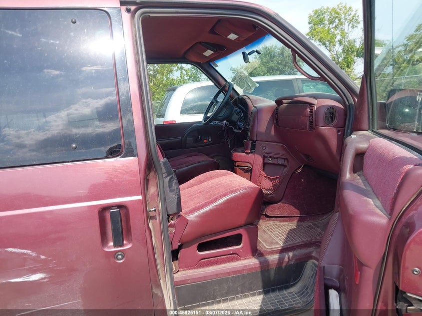 1998 CHEVROLET ASTRO PASSENGER auction photo 5