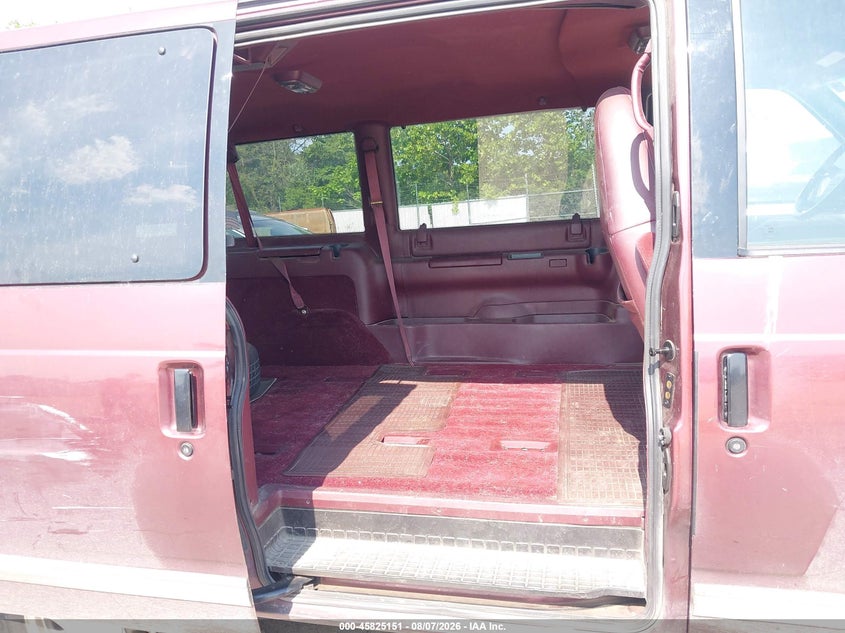 1998 CHEVROLET ASTRO PASSENGER auction photo 8