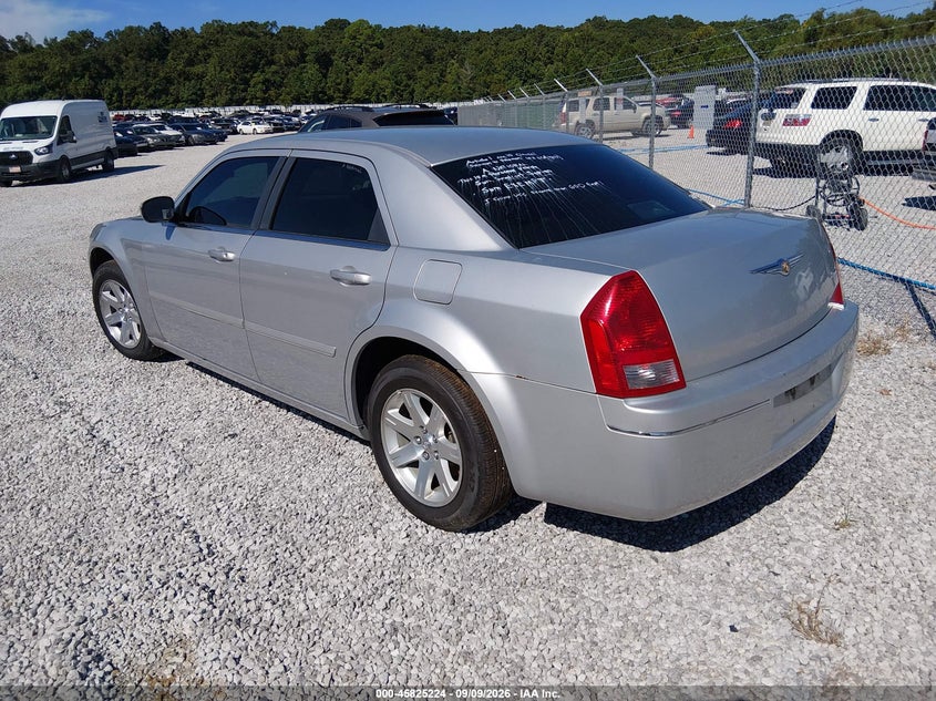 2005 CHRYSLER 300 auction photo 3