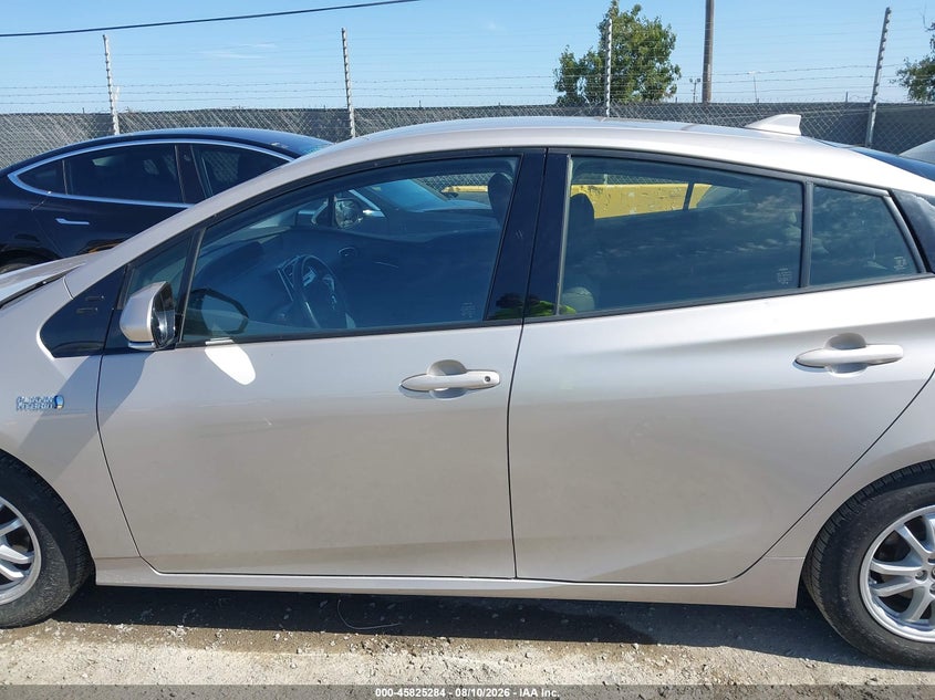 2017 TOYOTA PRIUS HATCHBACK 1.8L I-4 DOHC, VVT, 95HP