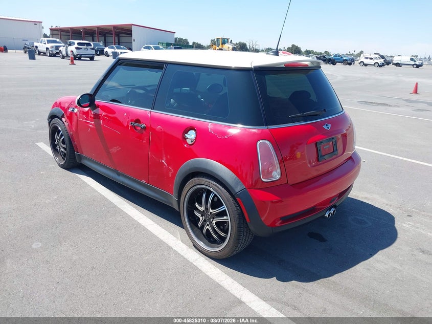 2005 MINI COOPER S auction photo 3