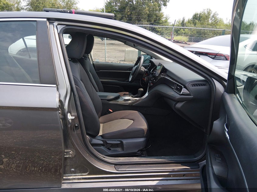 2021 TOYOTA CAMRY auction photo 5