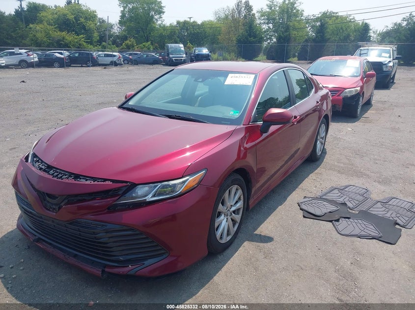 Vin: 4t1b11hk1ju590488, lot: 46324213, toyota camry le 20182