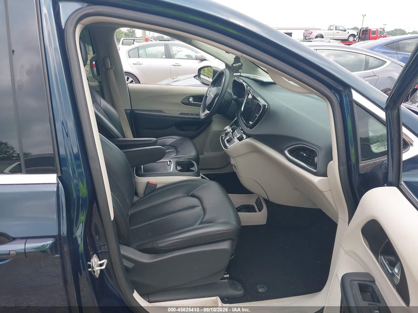 Фото 5 - CHRYSLER PACIFICA