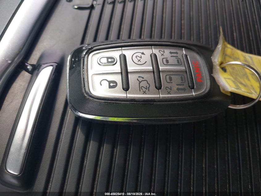 CHRYSLER PACIFICA - zdjęcie 11