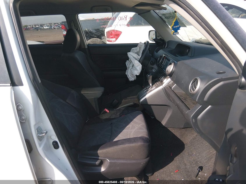 2012 SCION XB auction photo 5