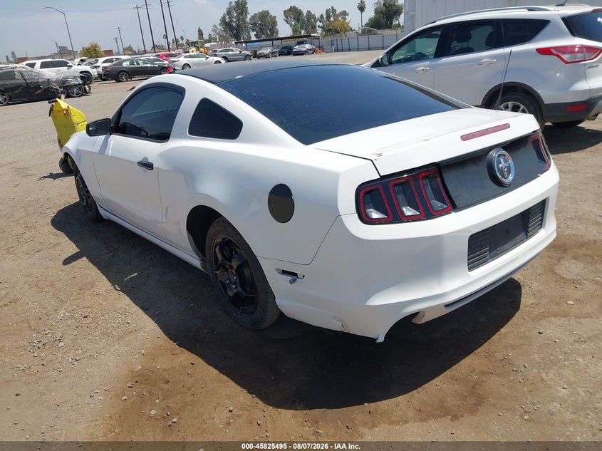 Vin: 1zvbp8am8d5246563, lot: 46324376, ford mustang v6 20133