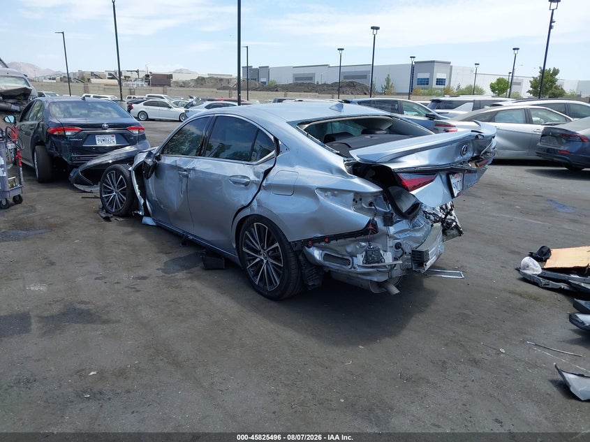 Vin: 58ada1c1xru052531, lot: 46324377, lexus es 300h 20243