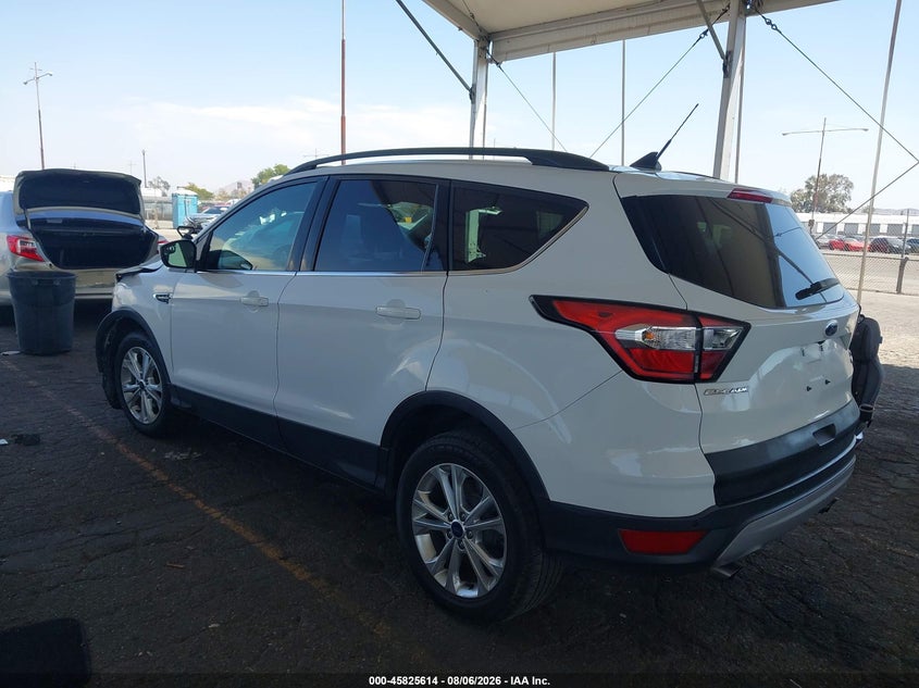Vin: 1fmcu0gd6jua05249, lot: 46324495, ford escape se 20183