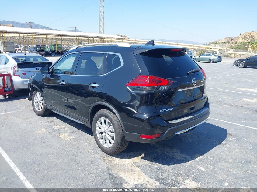 Vin: jn8at2mt7hw142418, lot: 46324504, nissan rogue sv 20173