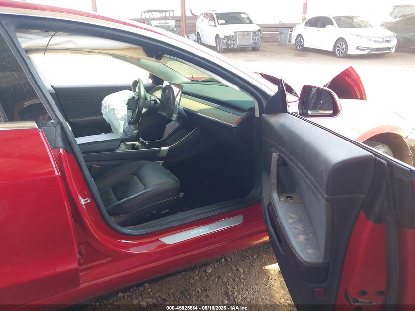 2019 TESLA MODEL 3 auction photo 5