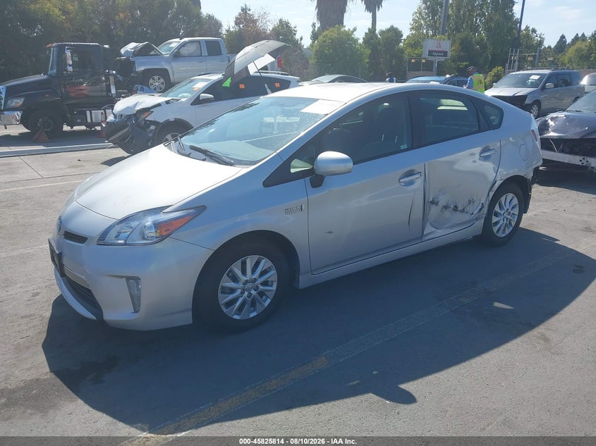 2015 TOYOTA PRIUS HATCHBACK 1.8L I-4 DOHC, VVT, 98HP