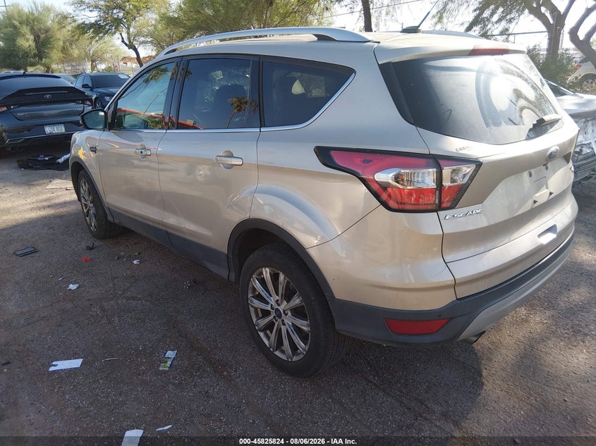 Vin: 1fmcu9j99hue18057, lot: 46324705, ford escape titanium 20173