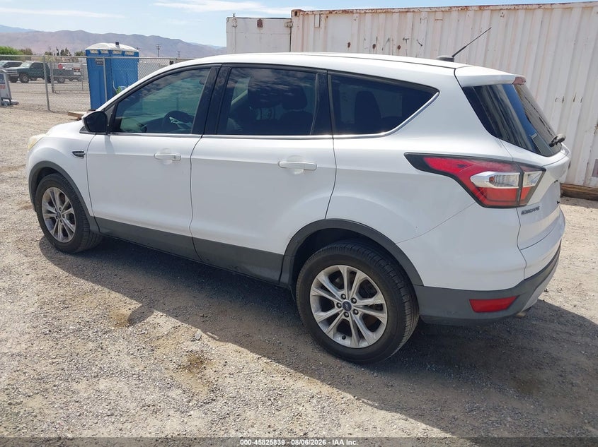 Vin: 1fmcu0g91hub04504, lot: 46324720, ford escape se 20173