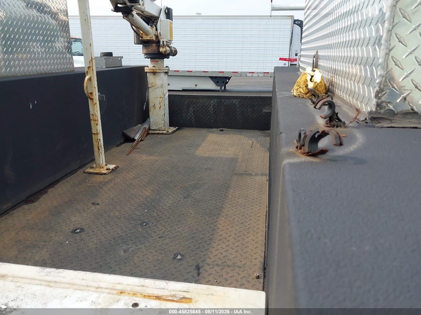 2019 FORD F-350 CHASSIS auction photo 6