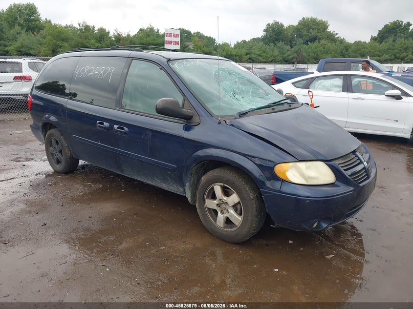 2005 DODGE GRAND CARAVAN auction photo 1