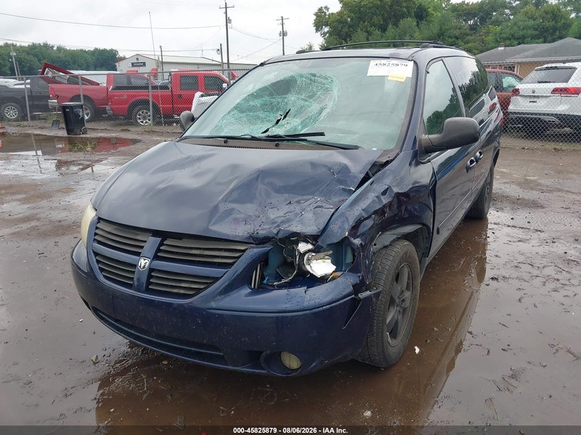 2005 DODGE GRAND CARAVAN auction photo 6