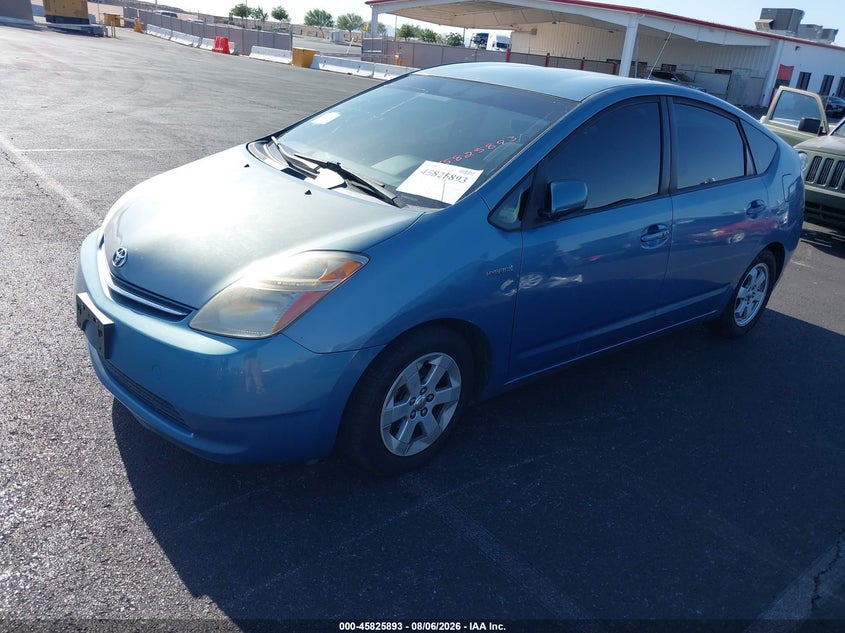 2007 Toyota Prius, Normal Wear & Tear, IAAI, VIN JTDKB20UX77678337 — photo 2
