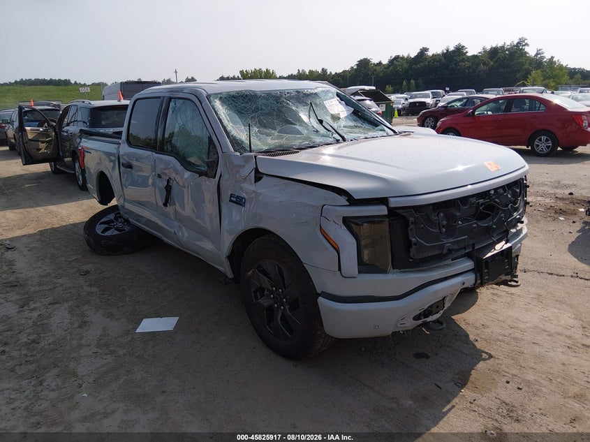 Vin: 1ft6w3l71rwg28890, lot: 46324798, ford f-150 lightning flash 2024 img_1