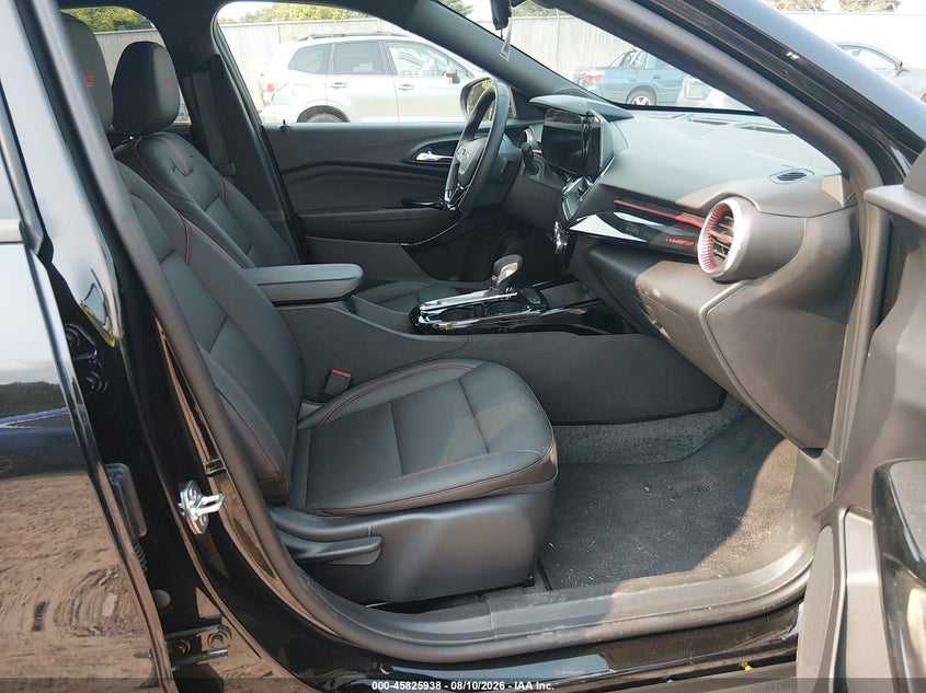 2026 CHEVROLET TRAX auction photo 5