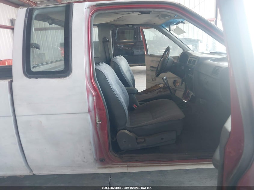 1996 NISSAN TRUCK