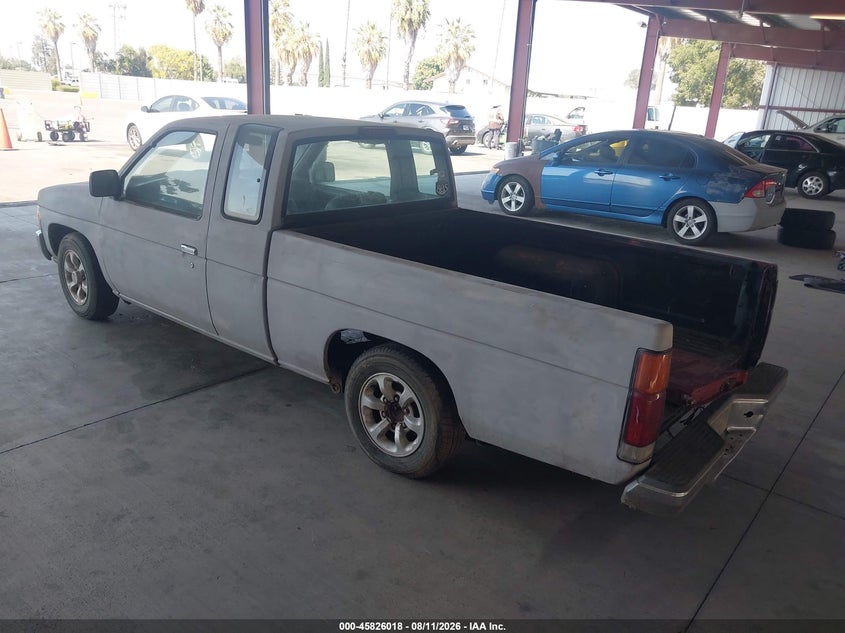 1996 NISSAN TRUCK auction photo 3