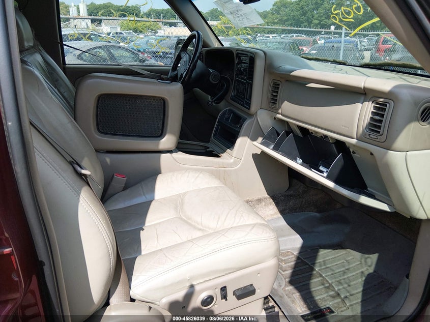 2003 CHEVROLET TAHOE auction photo 5