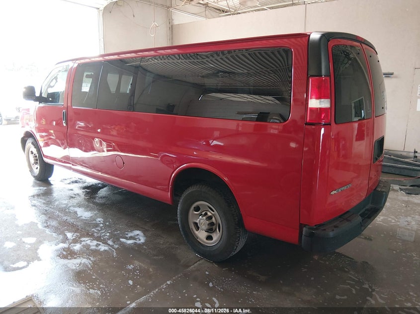 2020 CHEVROLET EXPRESS PASSENGER auction photo 3