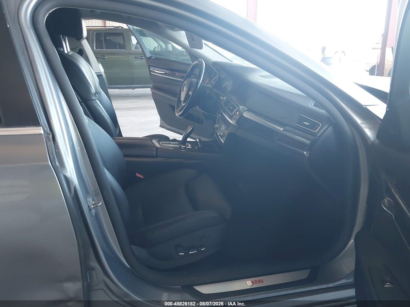 2012 BMW 750LI auction photo 5