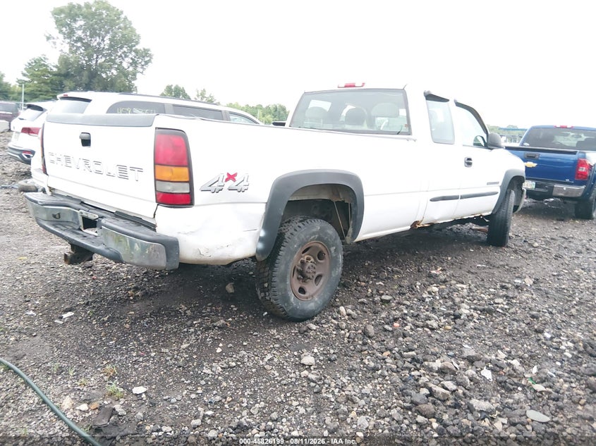 2006 GMC SIERRA PICKUP 6.0L V-8 300HP