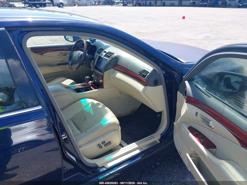 2010 LEXUS LS 460 auction photo 5