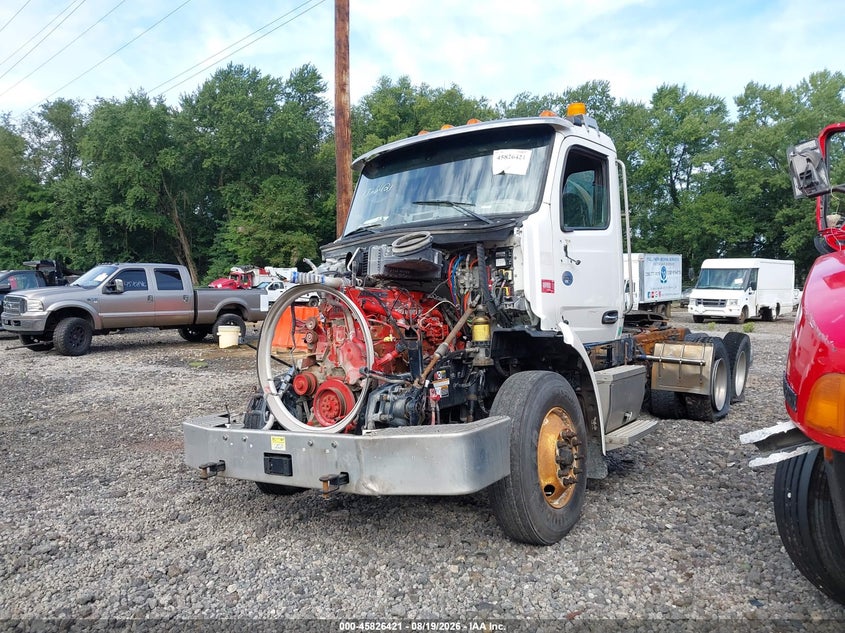 2018 PETERBILT 567 auction photo 2