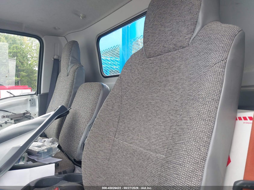 2023 ISUZU NPR HD auction photo 7