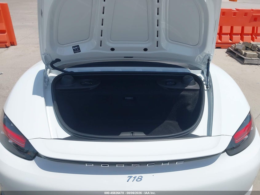 PORSCHE 718 BOXSTER - zdjęcie 10